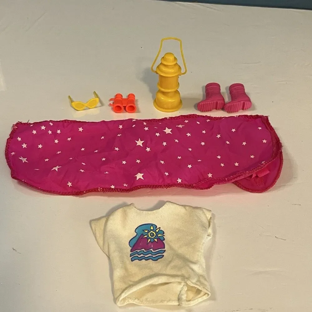 Vintage 1993 Mattel “Camp Barbie” #11074 Fashion Lot 6 Piece Set